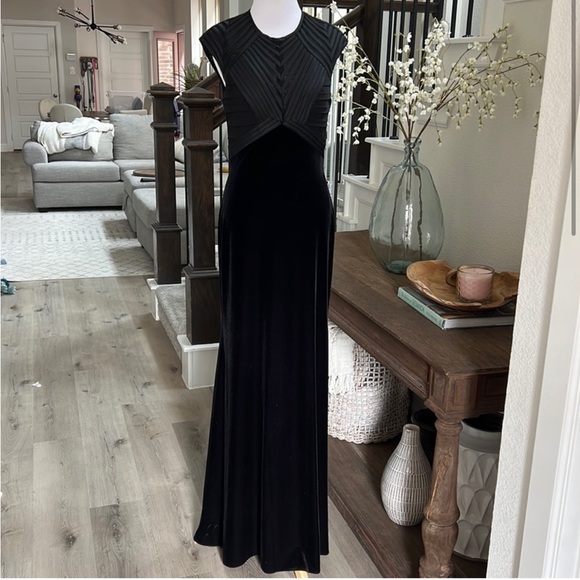 Betsy & Adam Dresses & Skirts - Betsy & Adam Black velour Gown